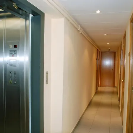 Hotel Goya *